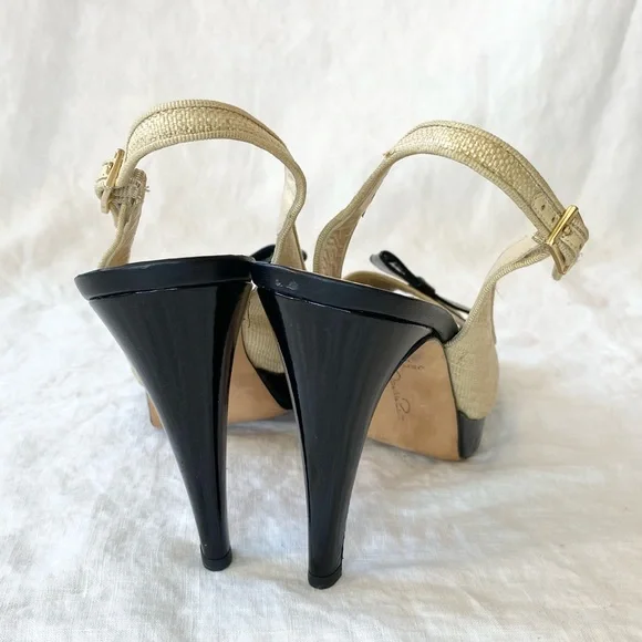 Oscar de la Renta Peep Toe Heels - Picture 5 of 15